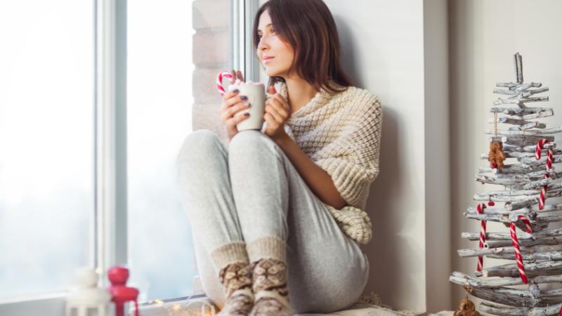 woman experiencing gratitude